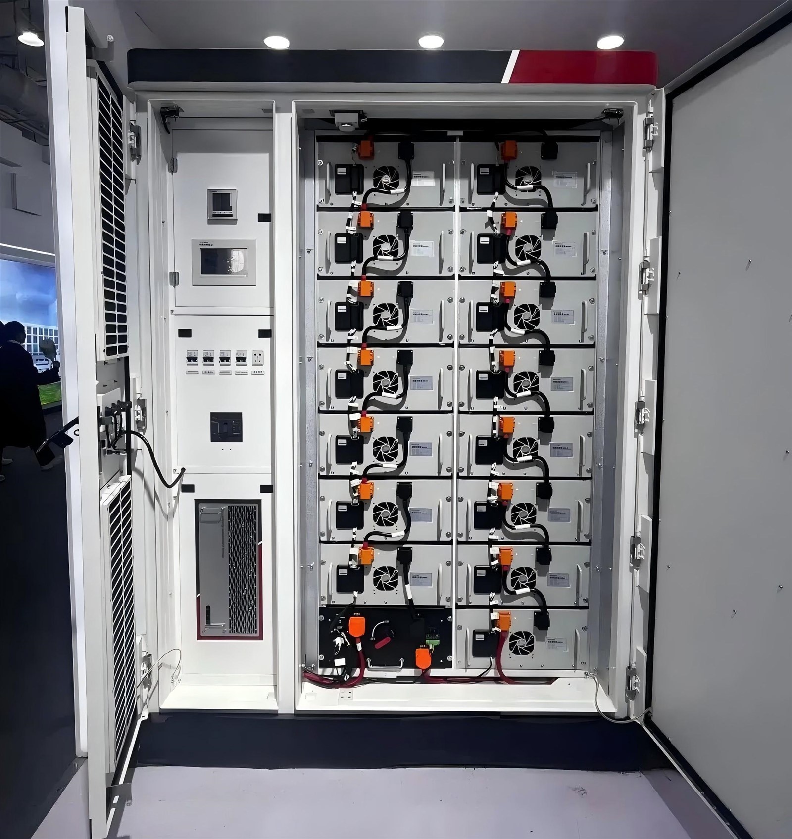 16870162883c421b9ff40daf89c55f11